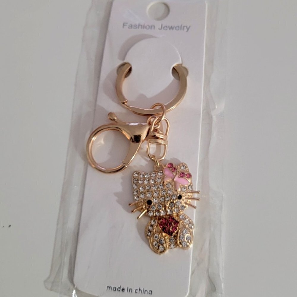 Hello Kitty Assorted Charm Key Rings Bag Candy Jewelry Keychain NWT - Picture 10 of 13